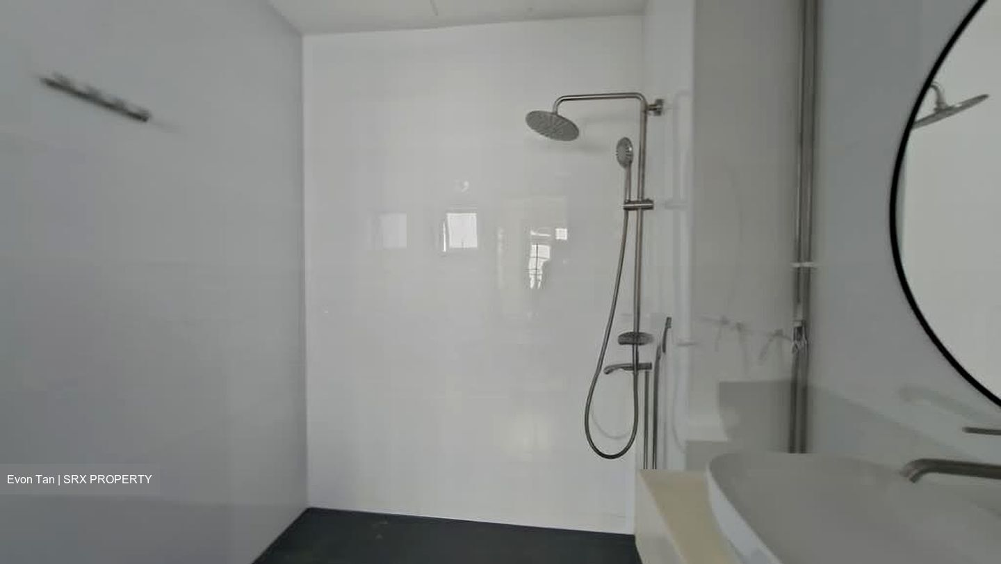 Pinetree Condominium (D10), Condominium #568355281